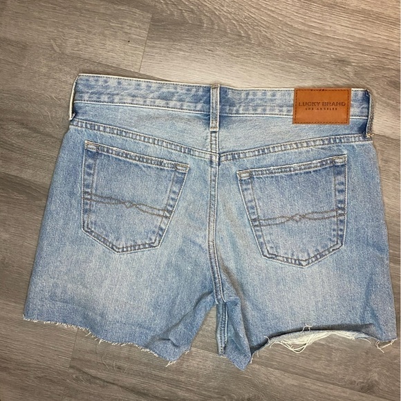 Lucky Brand Distressed Boyfriend Short - Picture 8 of 9